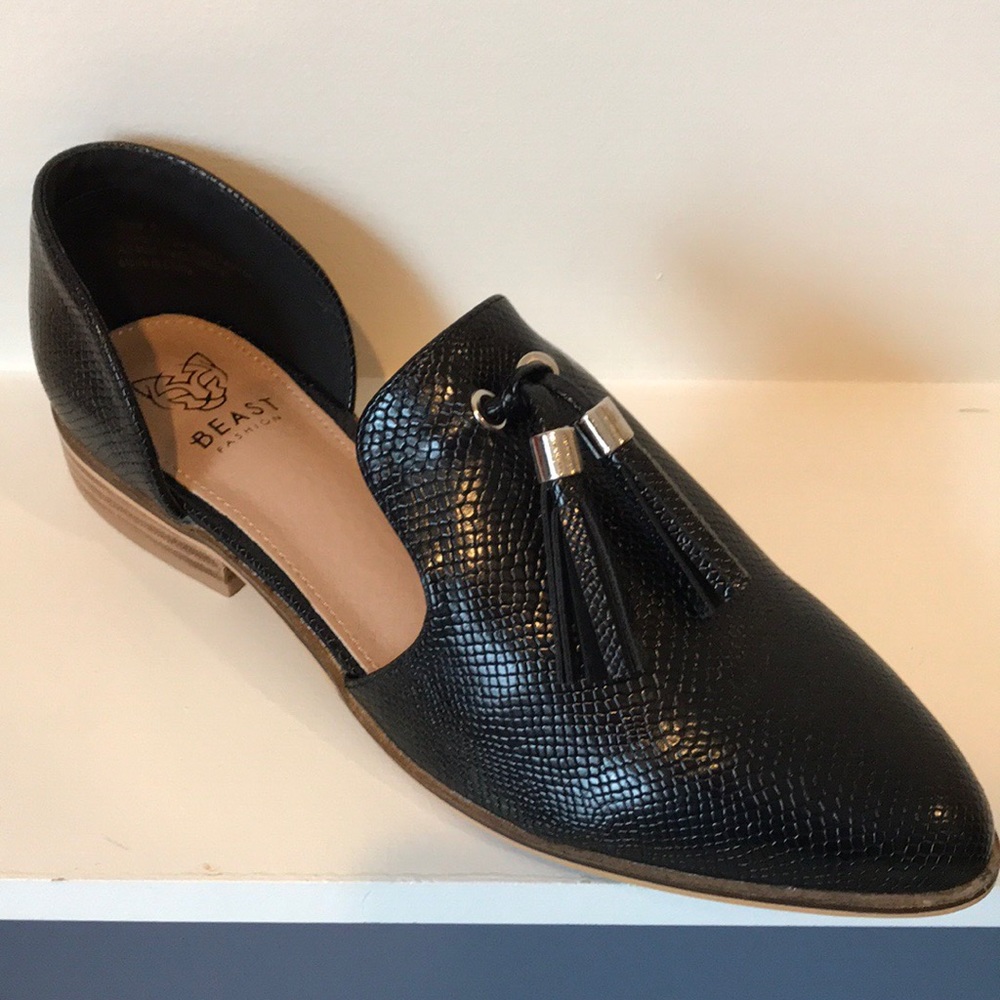 Black Tassel Shoe